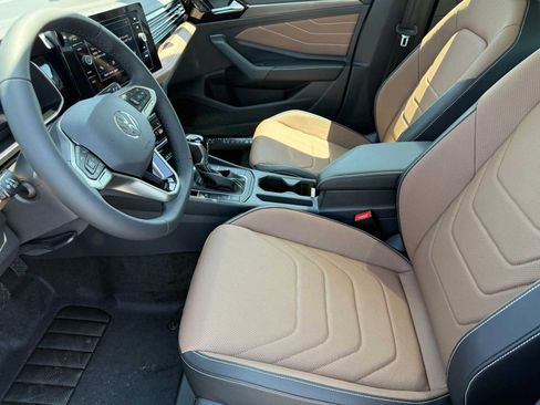 New 2026 Volkswagen Jetta SEL FWD image 10