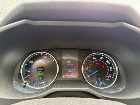 Used 2020 Toyota RAV4 LE AWD/4WD image 61