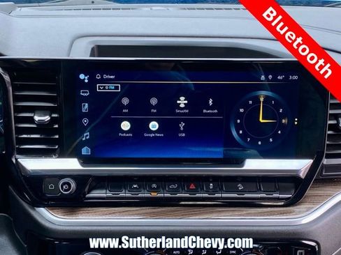 Used 2023 Chevrolet Silverado 1500 RST AWD/4WD image 31