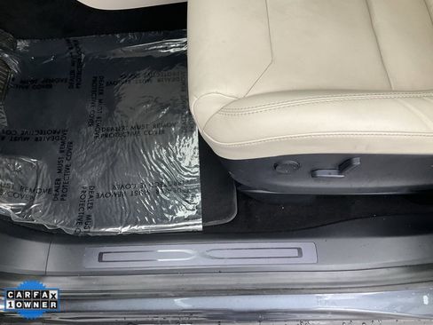 Used 2018 Tesla Model X 100D image 15