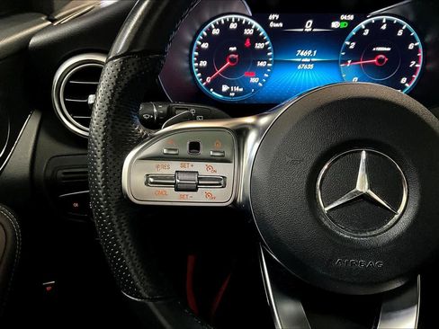 Used 2022 Mercedes-Benz GLC 300 4MATIC image 24