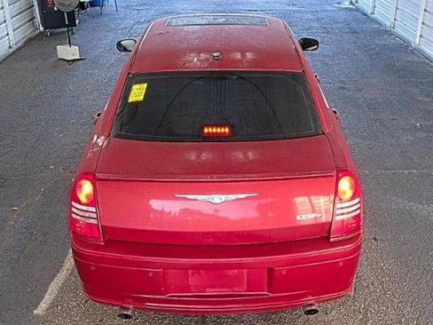 Used 2007 Chrysler 300 SRT8 image 7