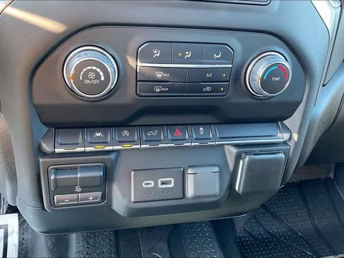 Used 2023 Chevrolet Silverado 1500 Custom AWD/4WD image 32