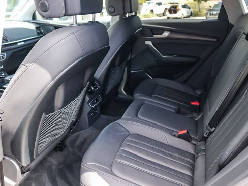 Used 2023 Audi Q5 2.0T Premium w/ Convenience Package AWD/4WD image 18