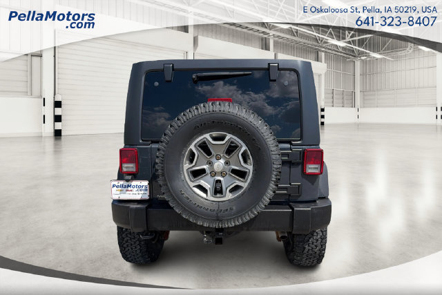 Used 2017 Jeep Wrangler Unlimited Rubicon w/ Connectivity Group AWD/4WD image 4