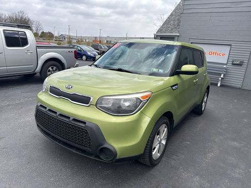 Used 2015 Kia Soul FWD image 3