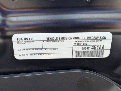 Used 2024 Dodge Charger R/T w/ Plus Group image 21