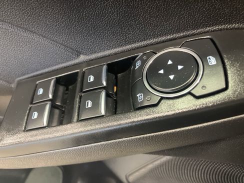 Used 2025 Ford Escape ST-Line Select image 12