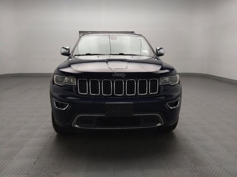 Used 2017 Jeep Grand Cherokee Limited image 14