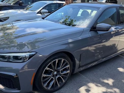 Used 2020 BMW 740i w/ M Sport Package RWD image 1