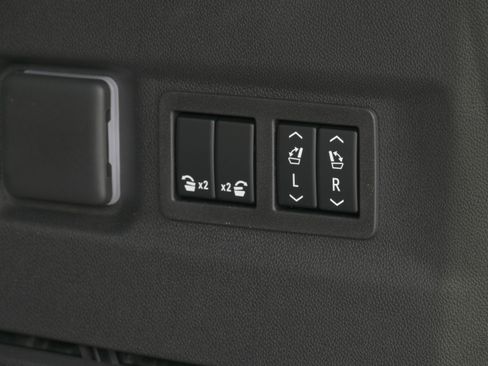 New 2026 Chevrolet Suburban High Country AWD/4WD image 46
