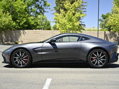 Used 2020 Aston Martin V8 Vantage Coupe RWD image 6