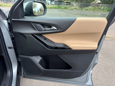 New 2026 Chevrolet Equinox ACTIV w/ Safety and Technology Package AWD/4WD image 12