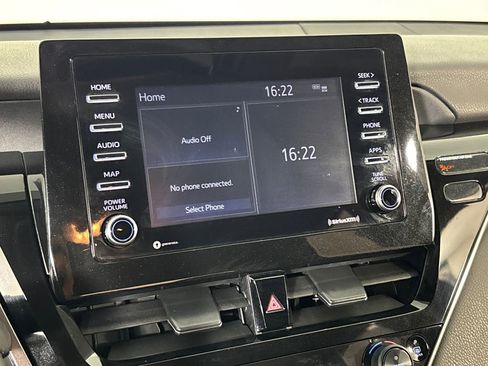 Certified 2022 Toyota Camry LE image 18