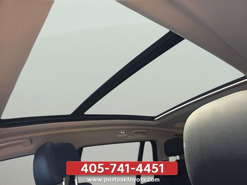 Used 2019 BMW X7 xDrive40i w/ Premium Package AWD/4WD image 23