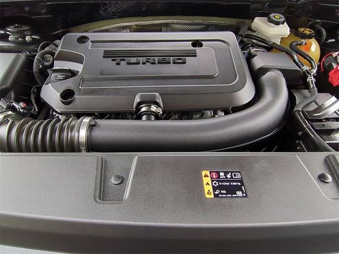 Used 2022 Buick Envision Avenir w/ Technology Package II image 33