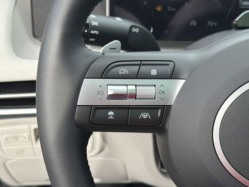 New 2026 Hyundai Tucson Limited image 25