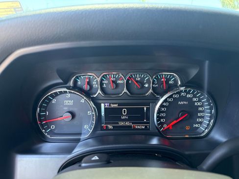 Used 2015 Chevrolet Silverado 2500 LT w/ LT Convenience Package AWD/4WD image 15