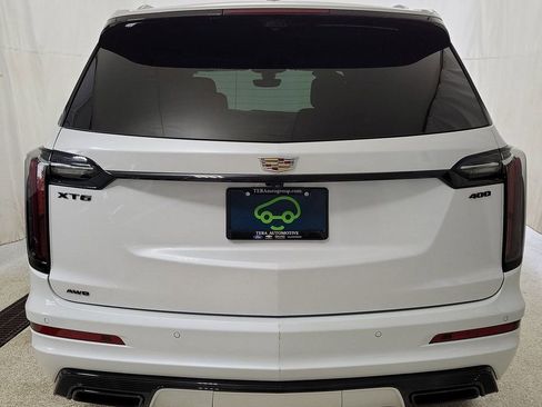 Certified 2024 Cadillac XT6 Sport w/ LPO, Onyx Lite Package AWD/4WD image 5