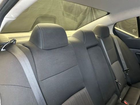 Used 2024 Nissan Altima 2.5 SV FWD image 18