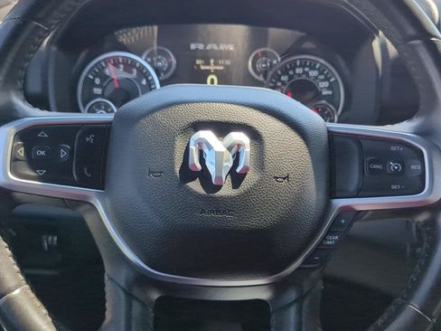 Used 2024 RAM 2500 Big Horn AWD/4WD image 16