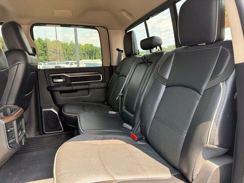 Used 2022 RAM 2500 Laramie AWD/4WD image 15