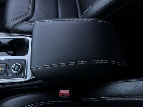 Certified 2022 Ford Explorer ST w/ Equipment Group 401A image 20