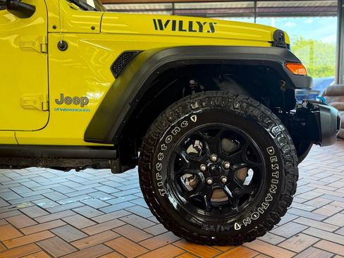 Used 2023 Jeep Wrangler Unlimited w/ Cold Weather Group AWD/4WD image 11
