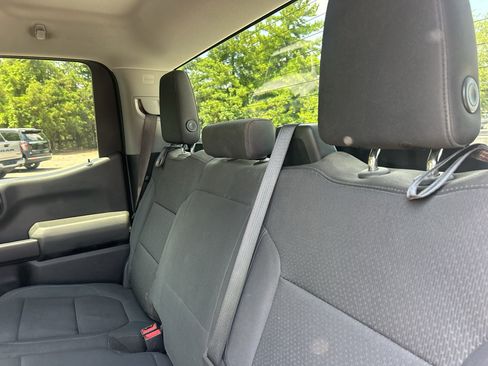 Used 2019 Chevrolet Silverado 1500 Custom Trail Boss w/ Custom Convenience Package AWD/4WD image 15