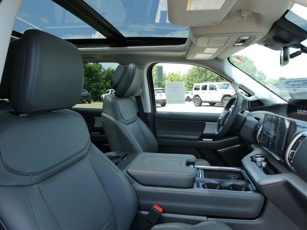 New 2027 Ford Expedition Max Active AWD/4WD image 10