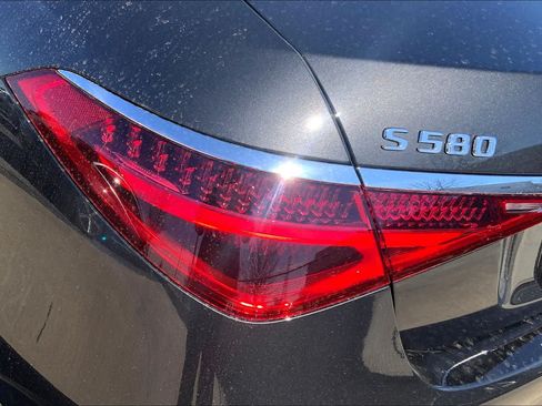 New 2024 Mercedes-Benz S 580 4MATIC Sedan image 6