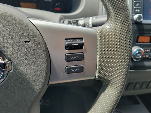 Used 2021 Nissan Frontier SV RWD image 25