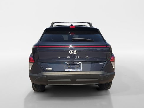 Certified 2025 Hyundai Kona SEL AWD/4WD image 4