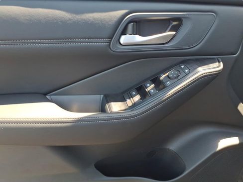 New 2026 Nissan Rogue SV FWD image 13