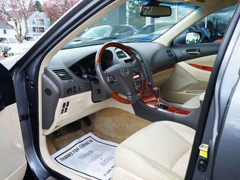 Used 2012 Lexus ES 350 image 10