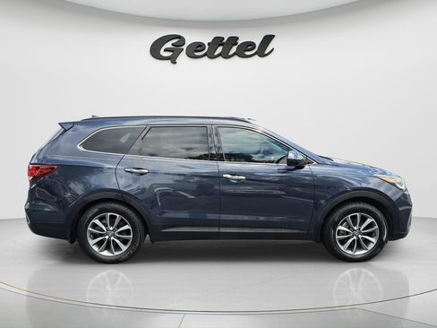 Used 2018 Hyundai Santa Fe SE w/ Cargo Package FWD image 9