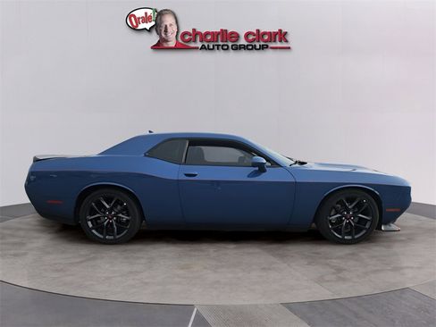 Used 2022 Dodge Challenger GT image 7
