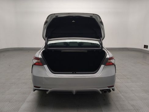 Used 2021 Toyota Camry SE FWD image 29