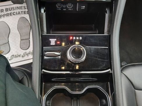 Used 2023 Jeep Grand Cherokee L Limited image 31