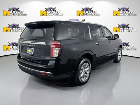 Used 2023 Chevrolet Suburban Premier image 5