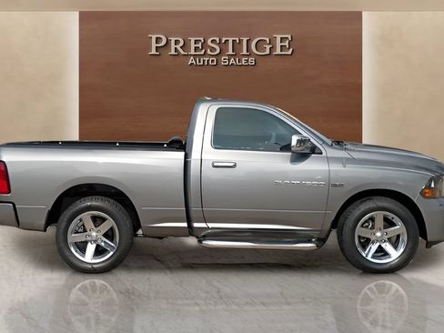 Used 2012 RAM 1500 Express RWD image 1