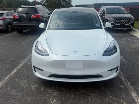Used 2022 Tesla Model Y Performance AWD/4WD image 1