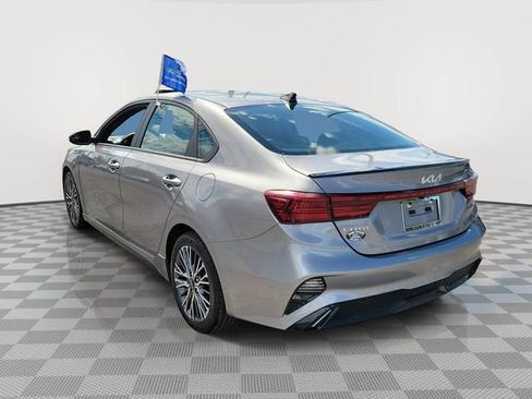 Used 2023 Kia Forte GT-Line w/ GT-Line Premium Package FWD image 4