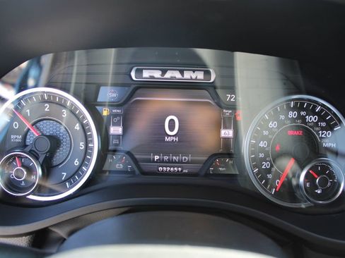Used 2024 RAM 1500 Big Horn AWD/4WD image 25