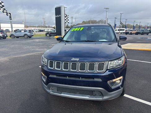 Used 2017 Jeep Compass Limited image 2