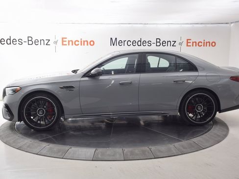 New 2026 Mercedes-Benz E 53 AMG e 4MATIC Sedan image 3