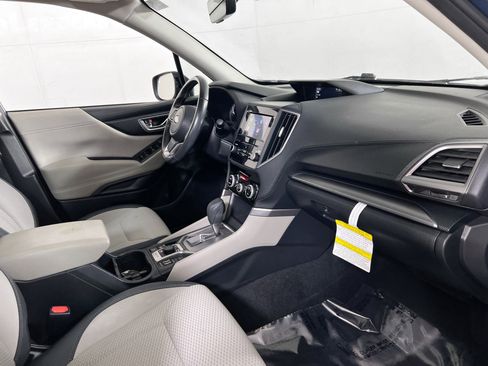 Used 2023 Subaru Forester Premium AWD/4WD image 28