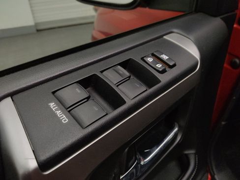 Used 2017 Toyota 4Runner SR5 image 27