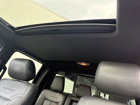 Used 2014 Ford F450 Platinum w/ FX4 Off Road Package image 40