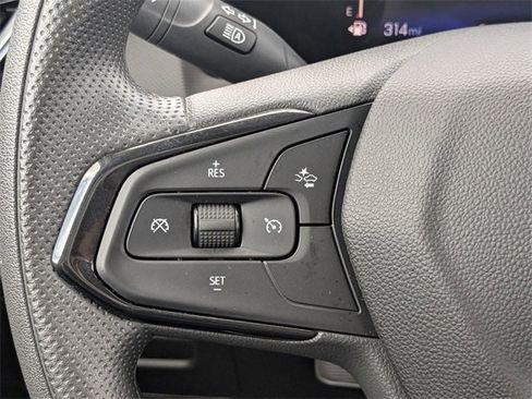 Used 2025 Chevrolet TrailBlazer LT image 29